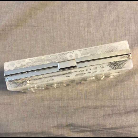 Bride clutch purse by Aldo - Picture 5 of 6